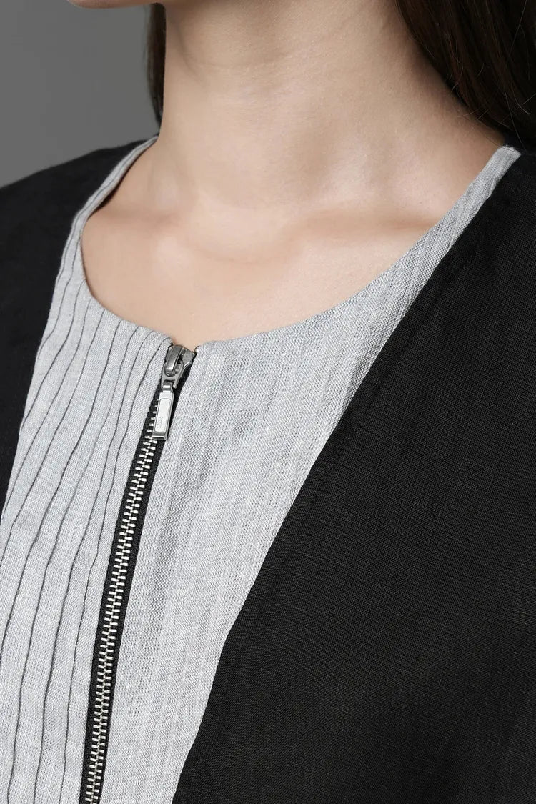 Black Oversized Gale Zipper Poncho