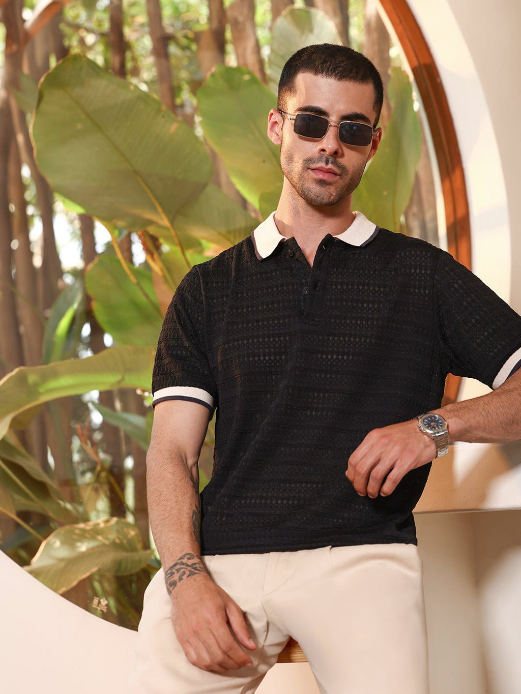Campus Sutra Black Textured Polo T-shirt with Contrast Tipping
