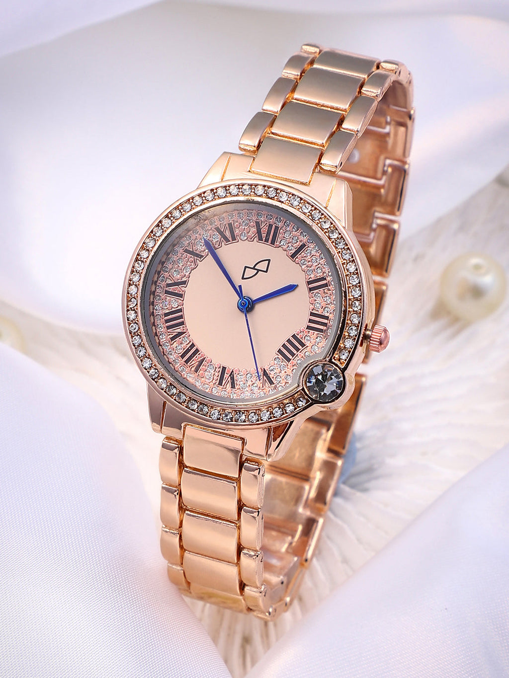 Embellished Round Watch - Gold