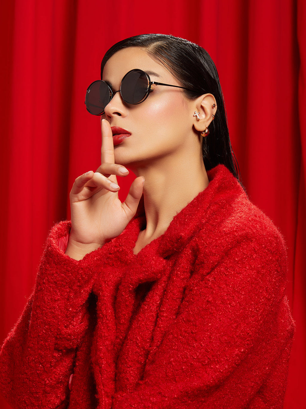 Black Round Sunglasses
