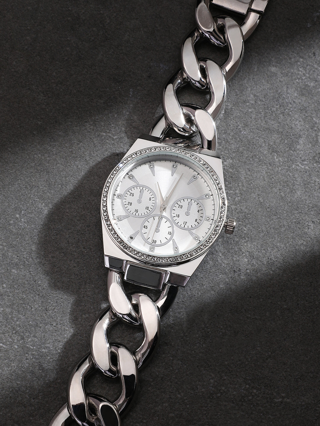 Haute Sauce The Three-Dial Chunkylink Cushion Watch - Metallic Silver