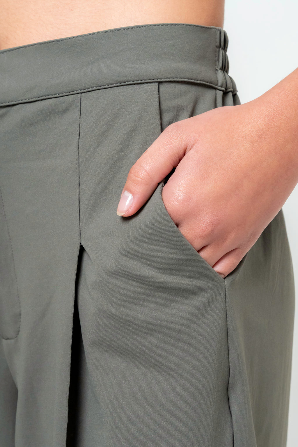 Ibuki Drape Trouser