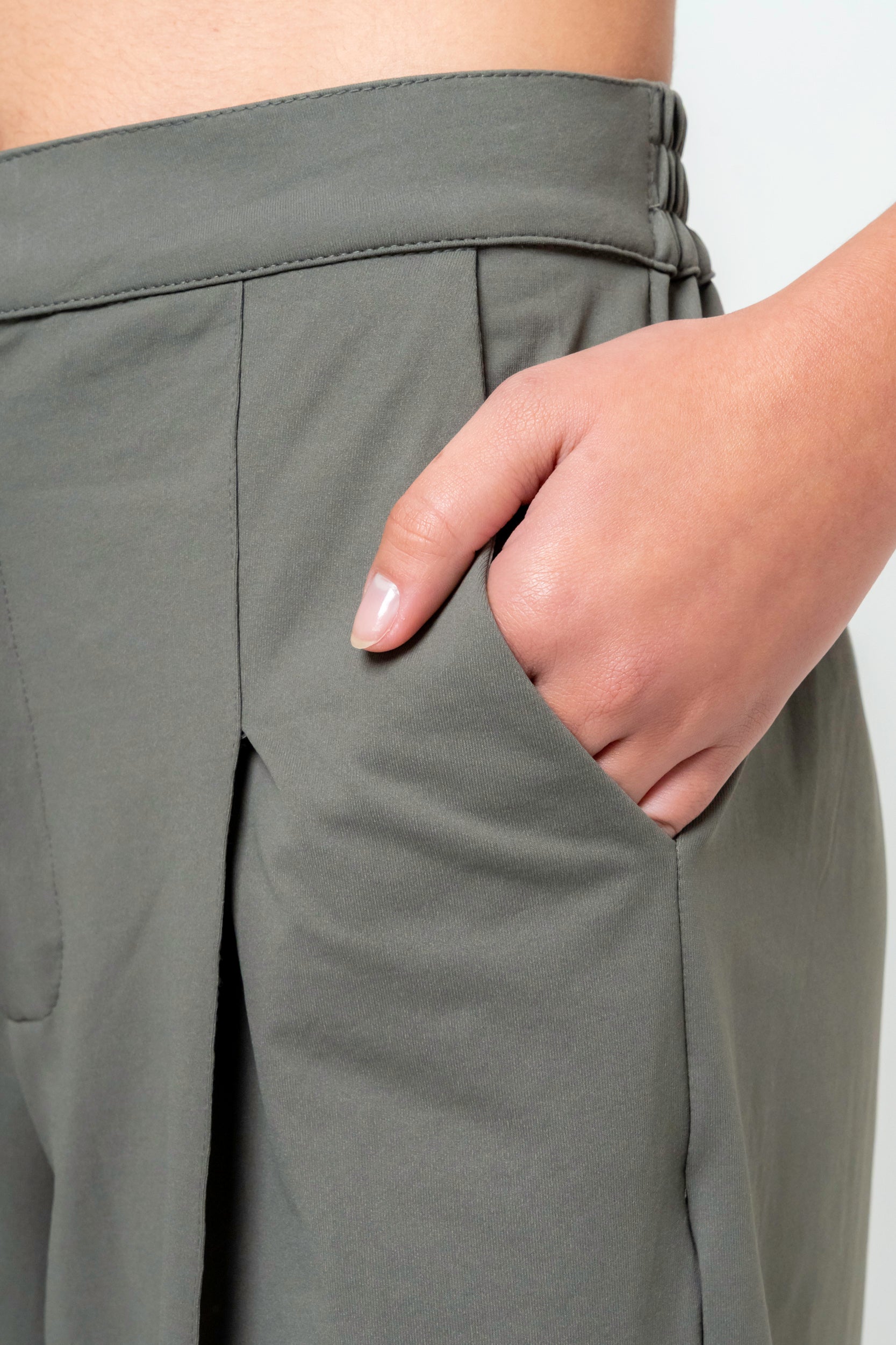 Ibuki Drape Trouser