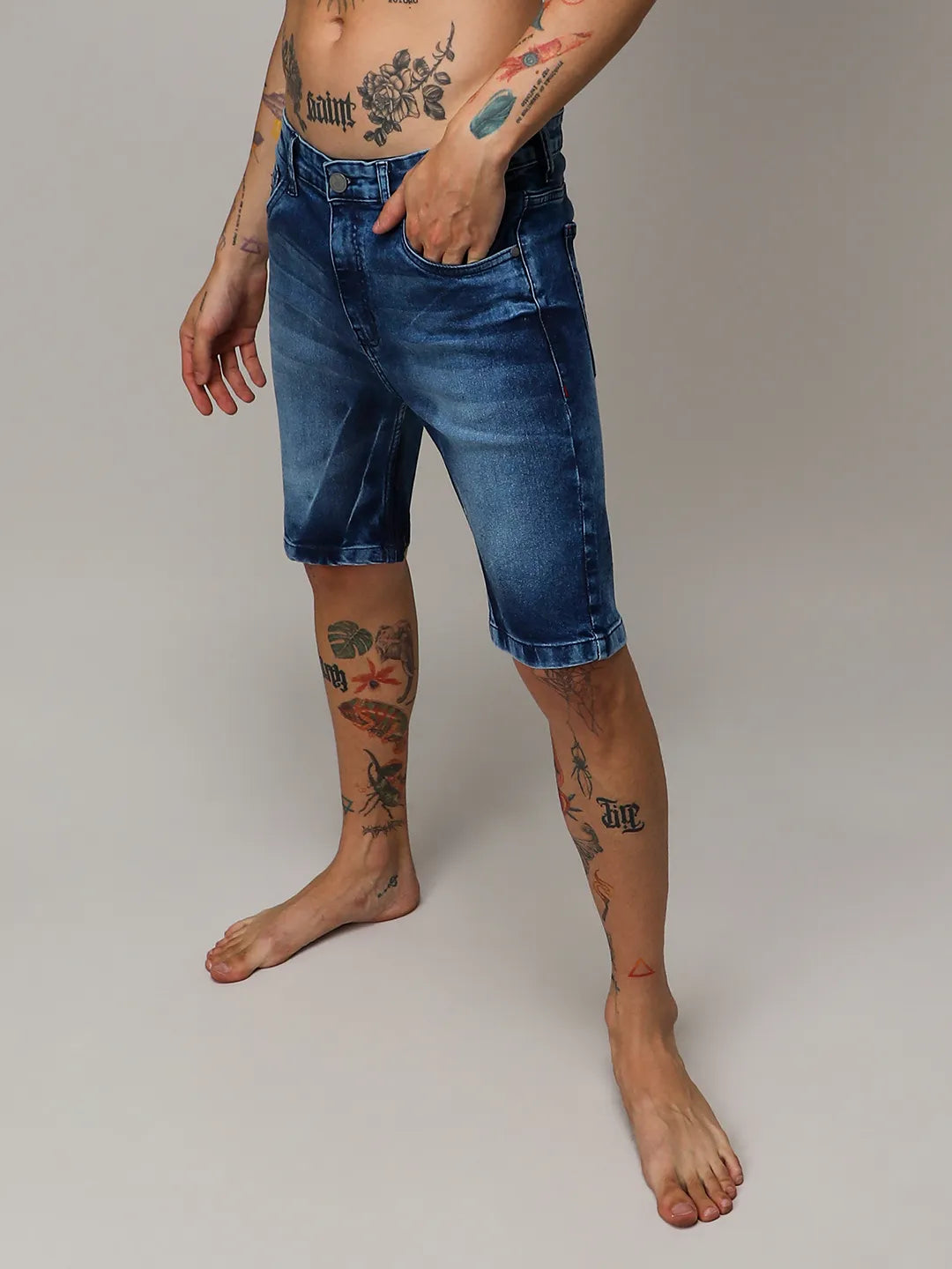 Campus Sutra Contrast Wash Denim Shorts