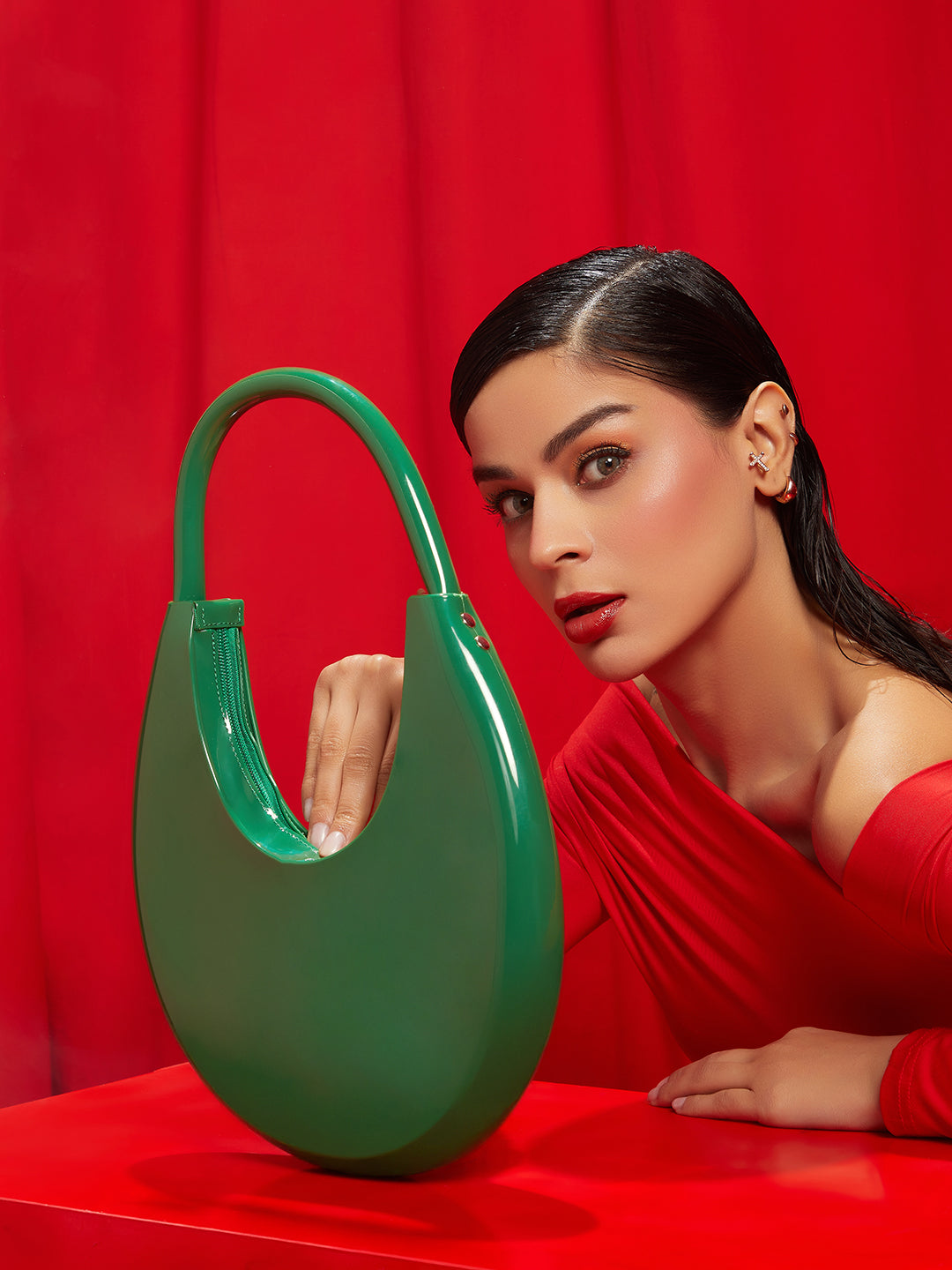 Haute Sauce The Lucida Hobo Bag - Emerald Green