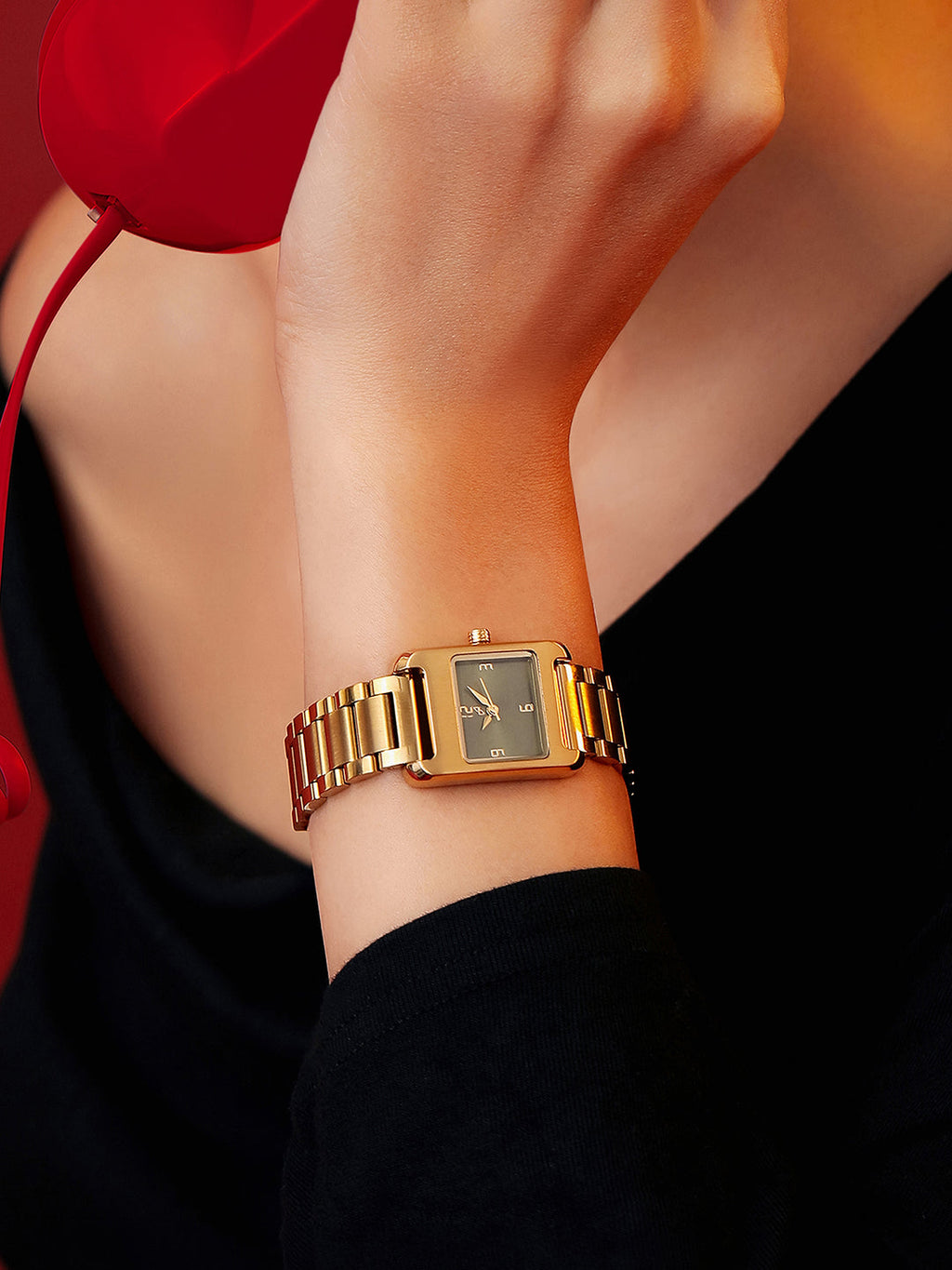The Ivory Rectangle Watch - Gold