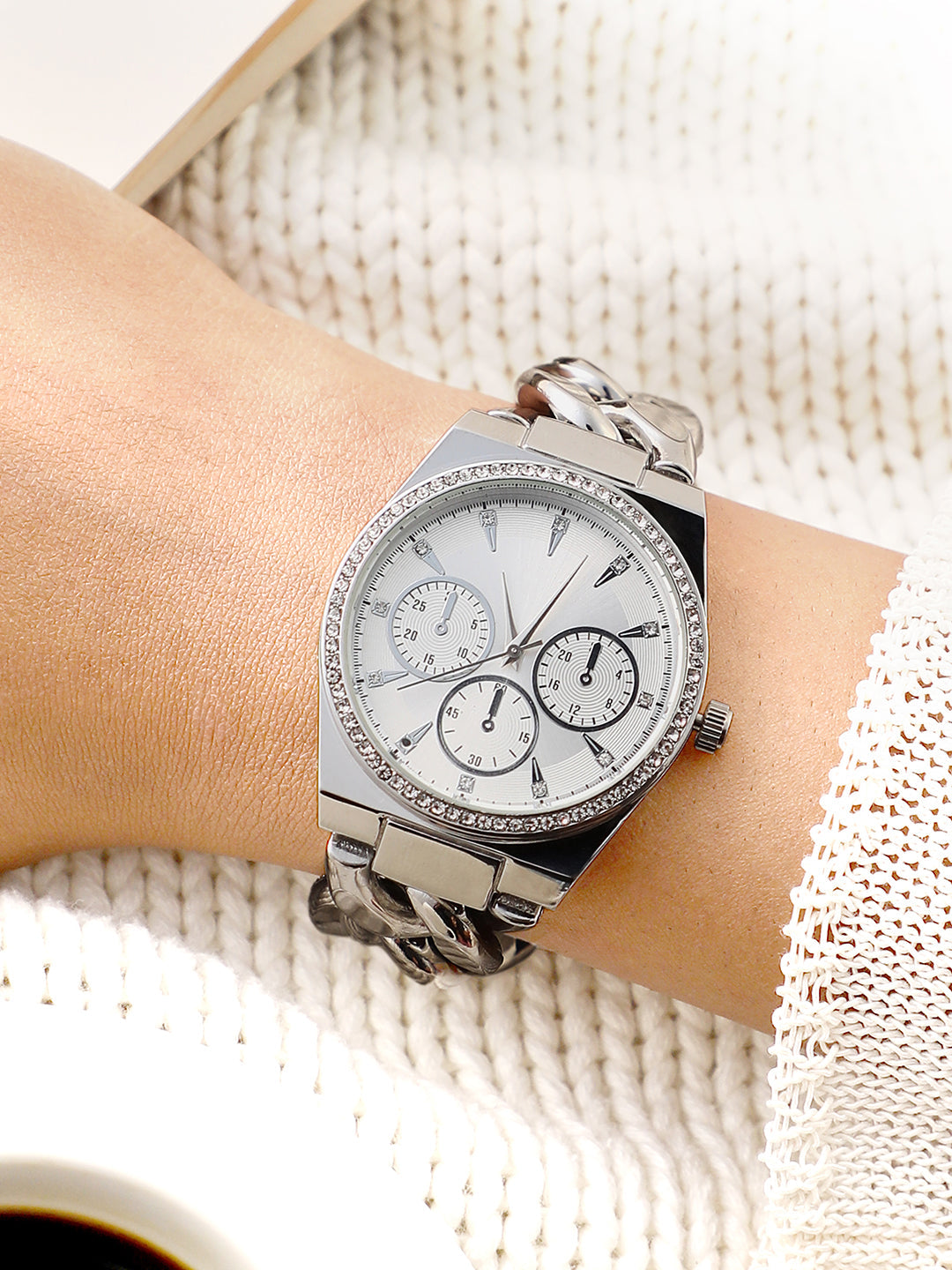 Haute Sauce The Three-Dial Chunkylink Cushion Watch - Metallic Silver