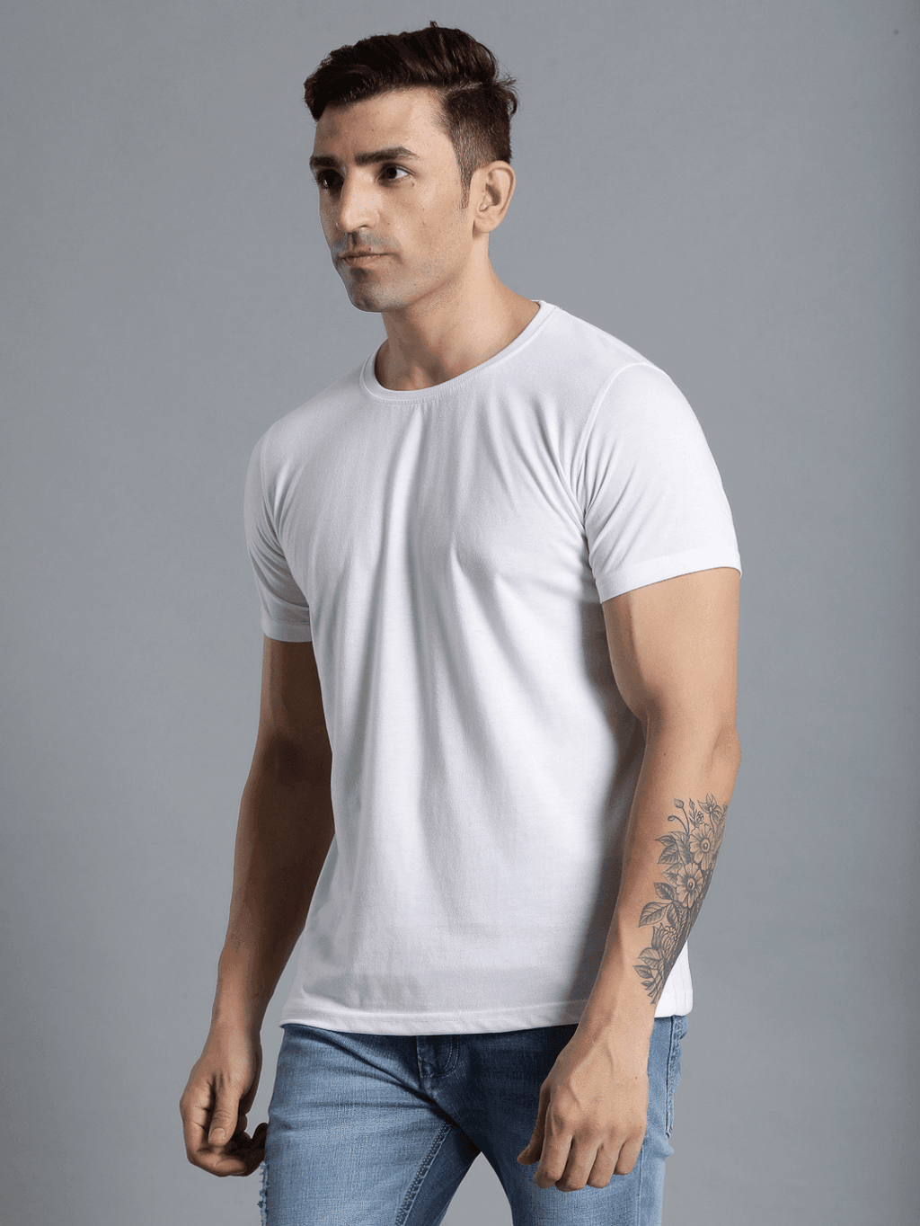 Hummel White Regular Shirts for Men Gym Wear