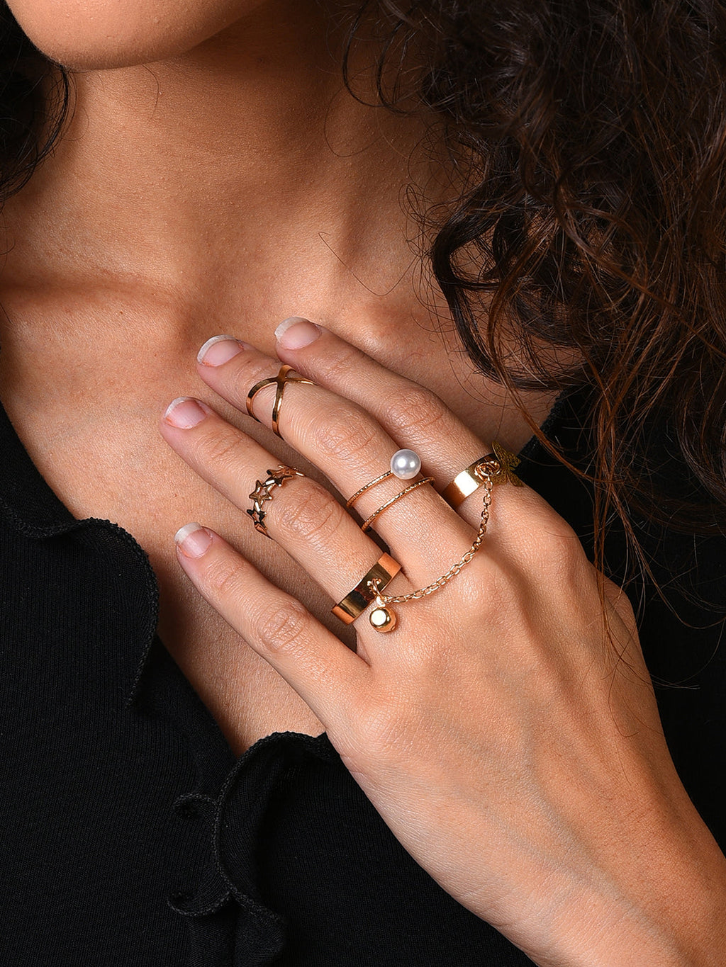 Set Of 4 Gold-Plated & White Pearls Beaded Finger Rings