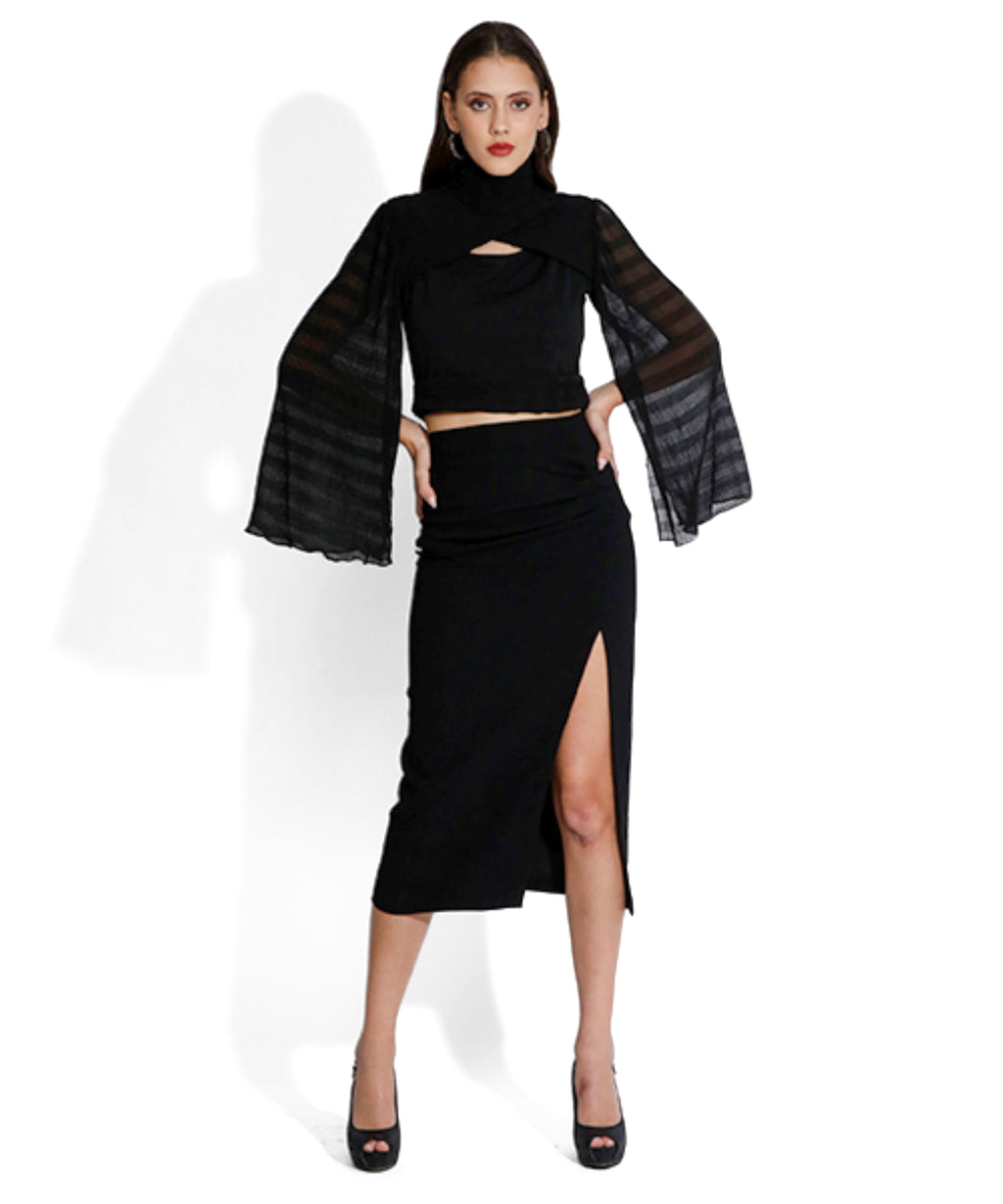 SAMMYUKK Detachable Cape Flared Sleeves Crop Top - Black Beauty