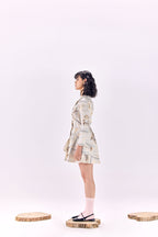 SAMMYUKK Button-Up Renaissance King Print Short Dress - MULTICOLOR