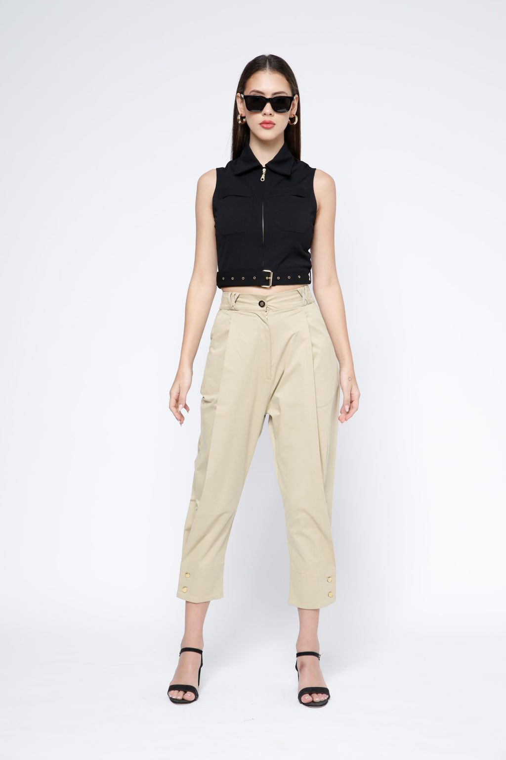 SAMMYUKK Gold Metal Zip Belted Crop Top - Black Beauty