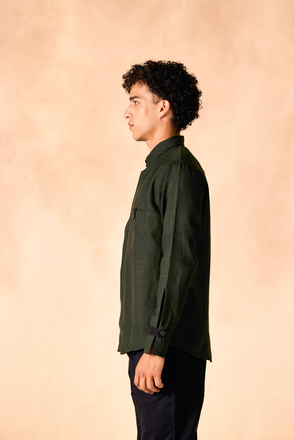 SAMMYUKK Tab Collar Contrast Trim Shirt - Black Forest