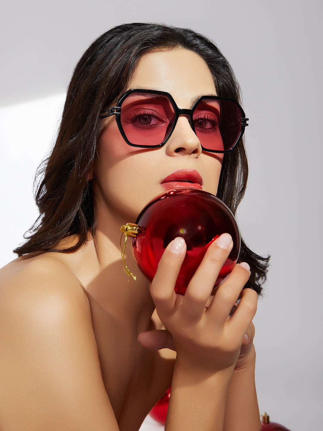 Haute Sauce Full Rim Geometric Sunglasses