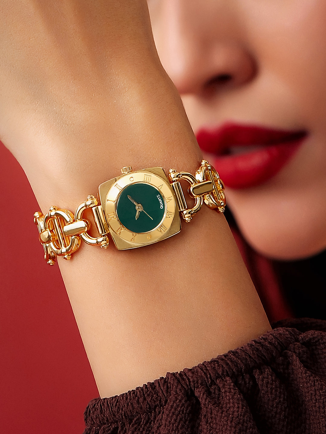 The Emerald Classic Watch - Gold