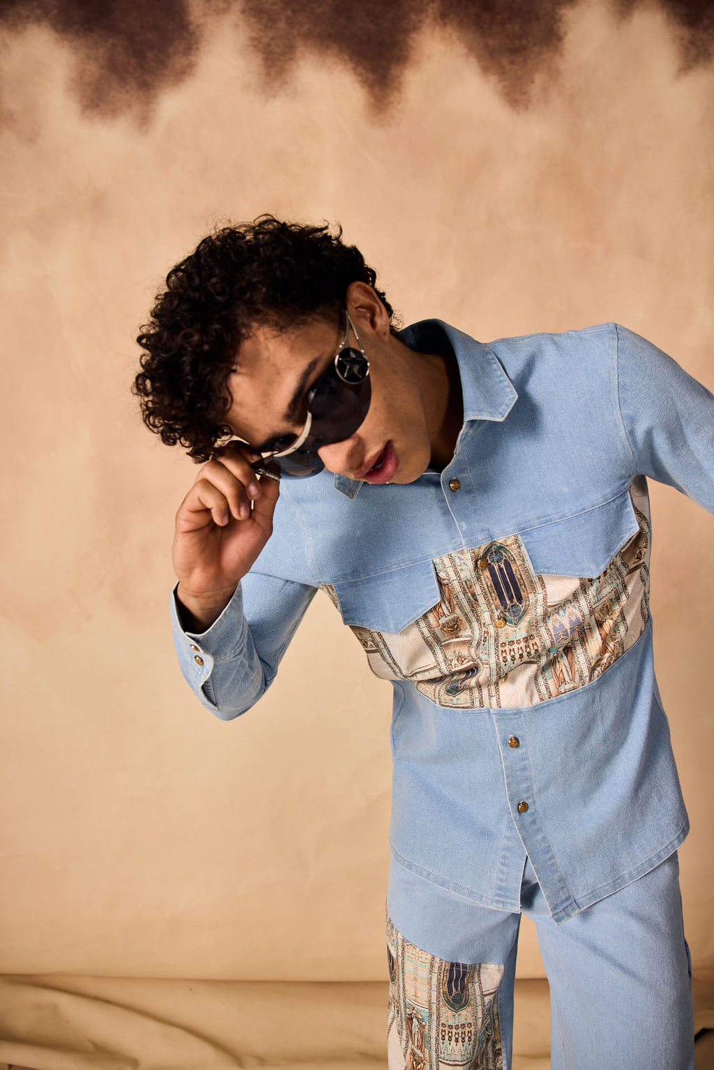 SAMMYUKK Ancient Roman Print Contrast Yoke Denim Shirt - ICE WASHED DENIM