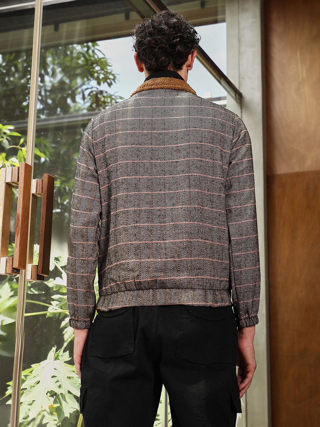 Campus Sutra Tartan Plaid Jacket With Fleece Collar