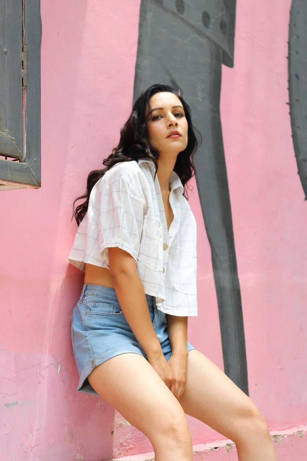 ShopKapaas White Checkered Linen Crop Top