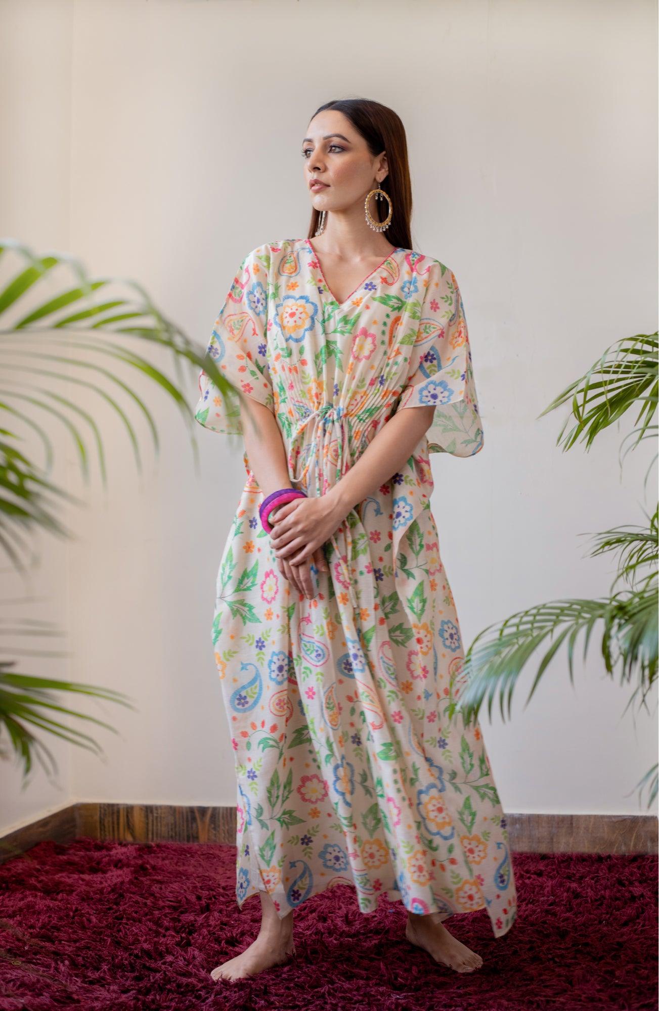 ShopKapaas Ivory Paisley Pintuck Kaftan - With Cotton Lining Slip