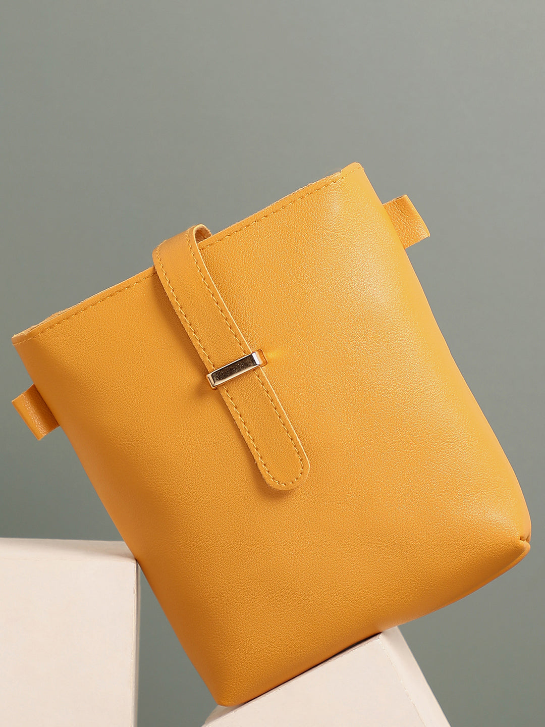 Daisy Yellow Cross Body Bag
