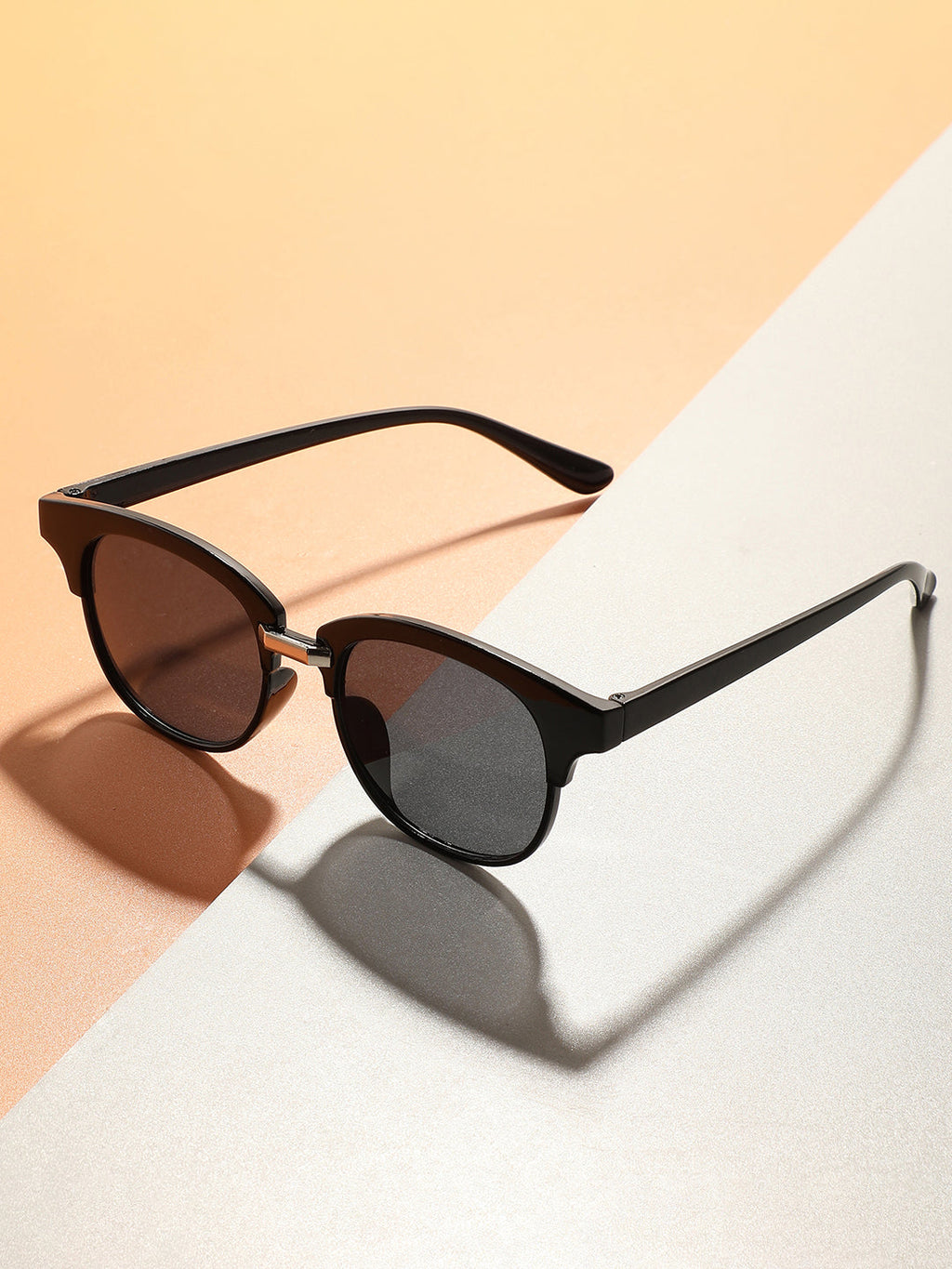 Black Wayfarer Sunglass