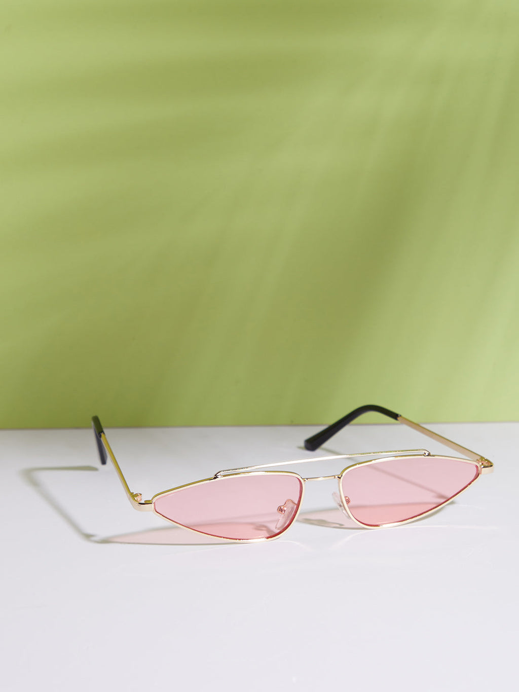 Pink Frame Retro Sunglass