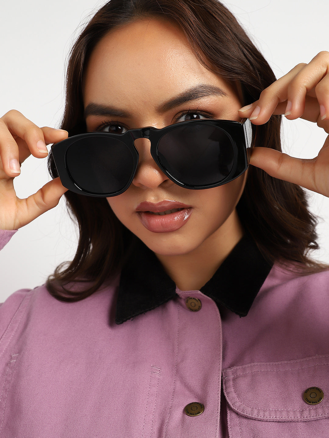 Black Frame Retro Sunglass