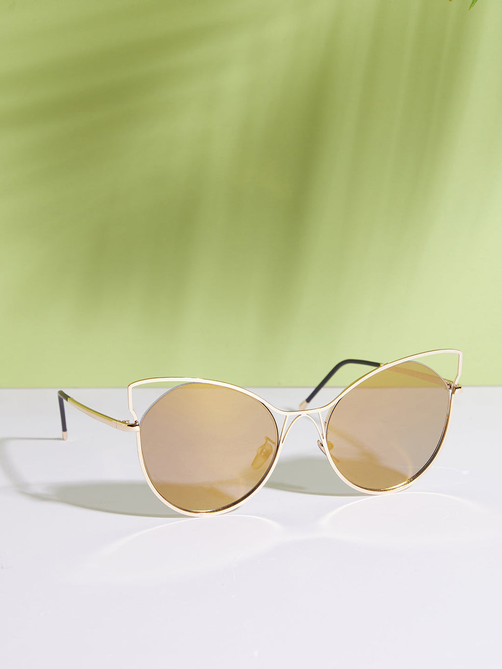 Gold Oversized Sunglass