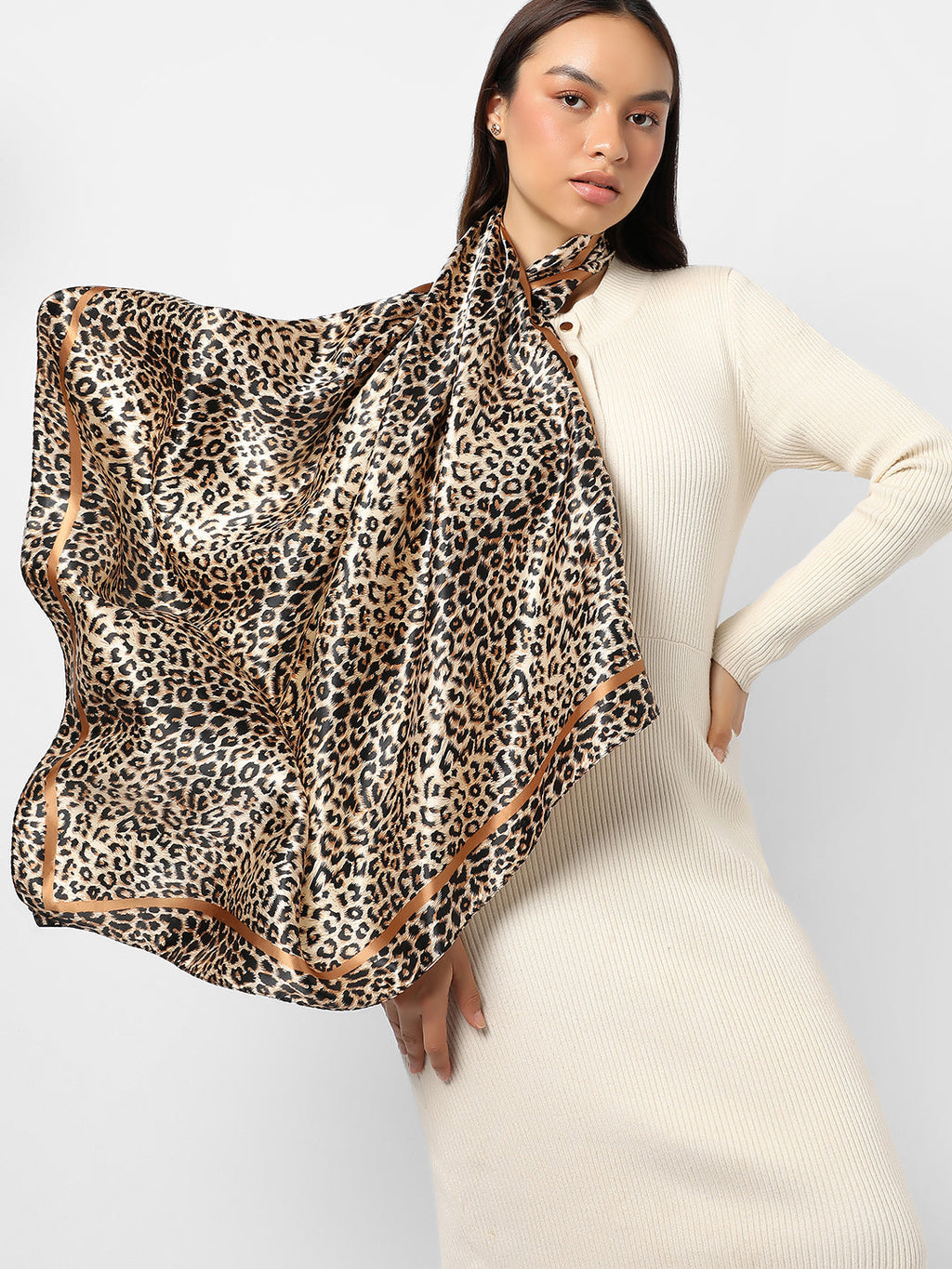 Printed Black & Beige Scarf