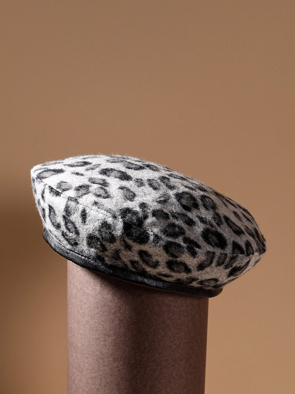 Leopard Print Beret Hat - Light Grey