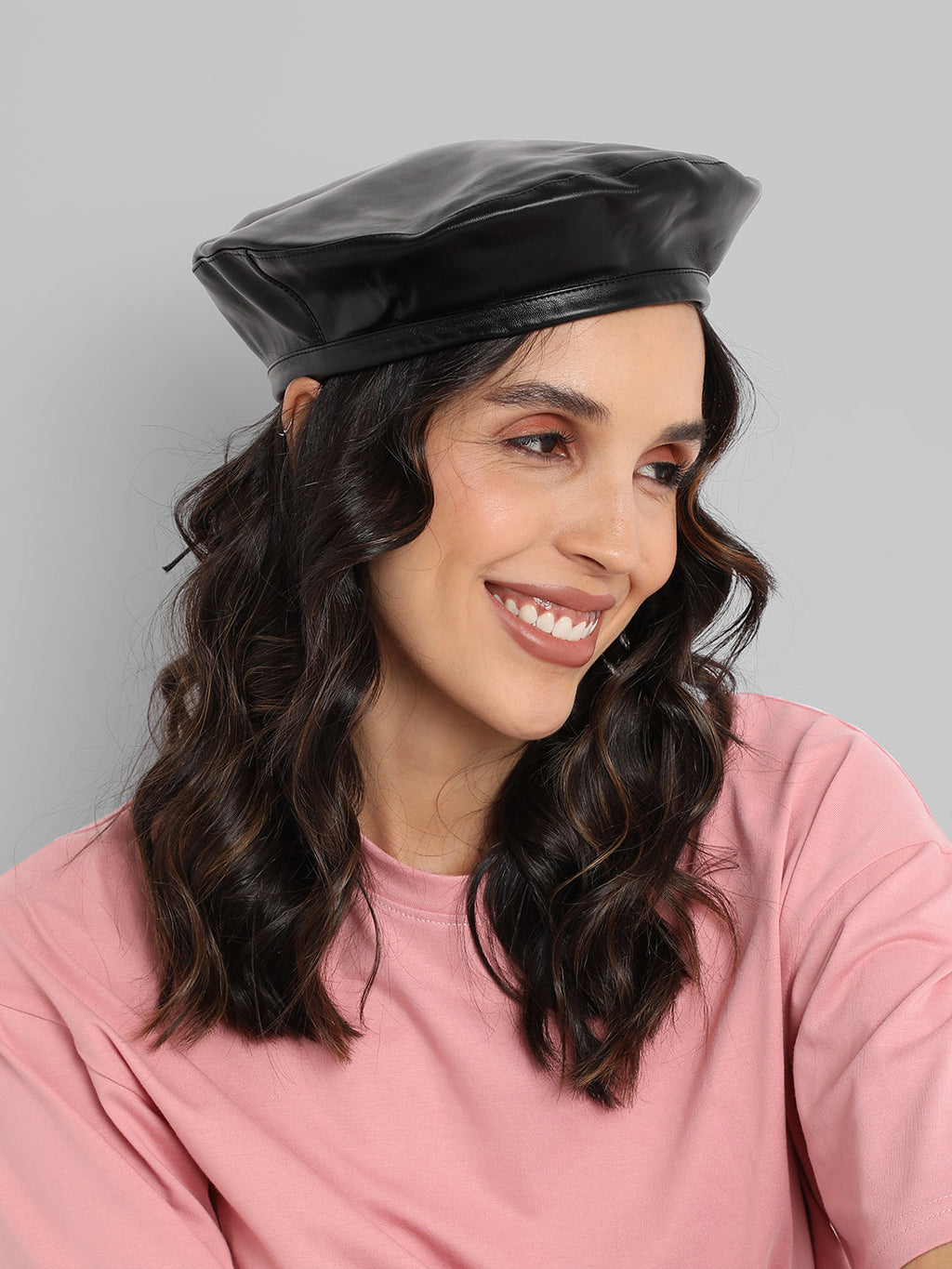 Haute Sauce Flat Grain Beret Hat - Black