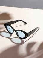 Solid Oval Sunglasses - Black