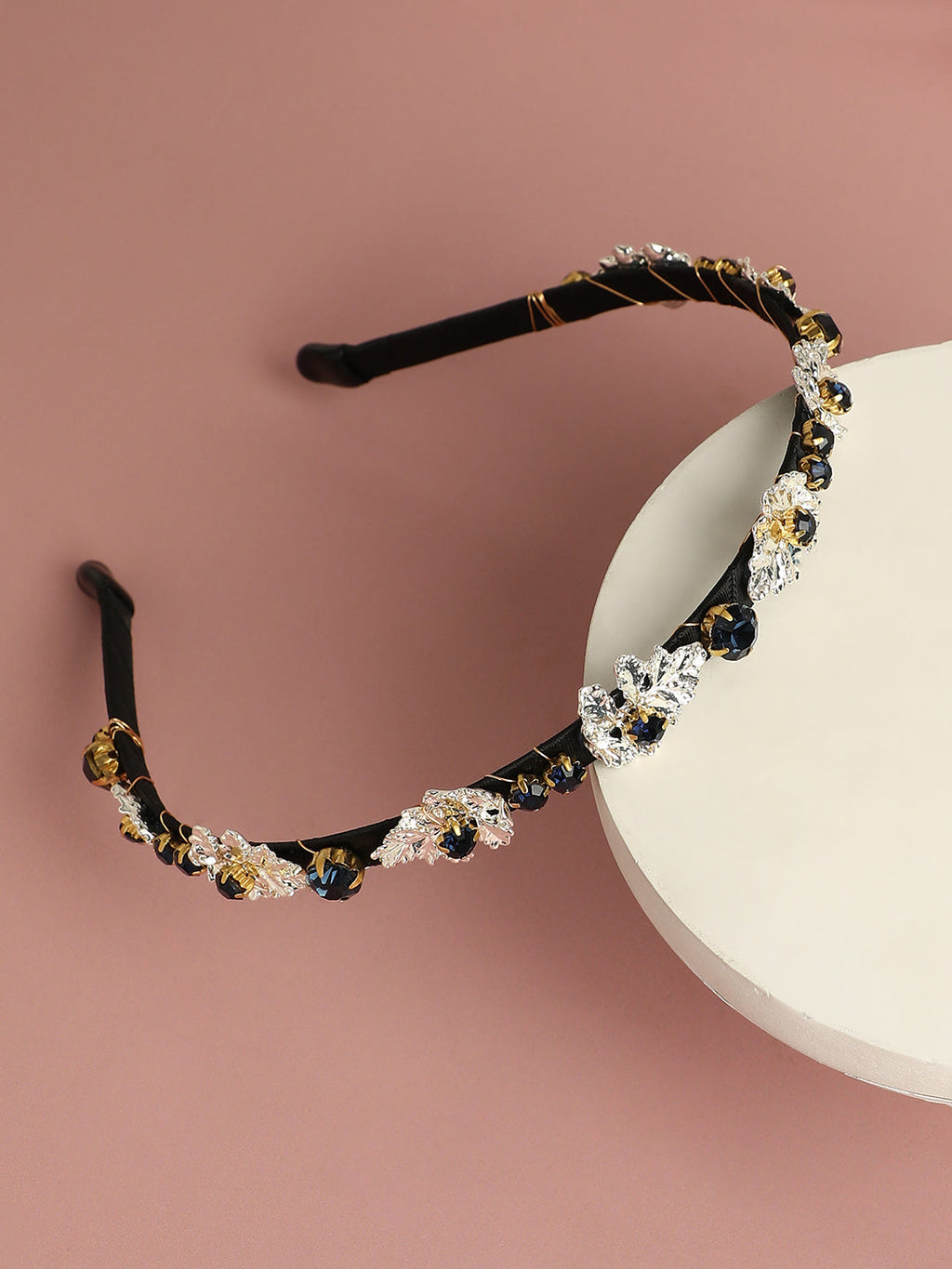Haute Sauce Sparkling Splendor: Adorning Hair With An Embellished Hairband