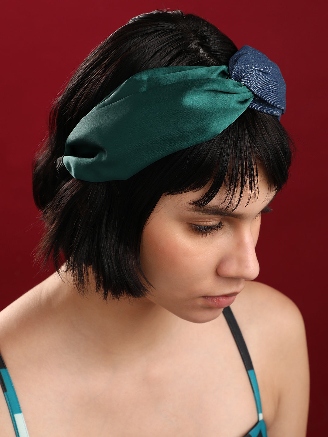 Haute Sauce Gorgeous Headpiece: The Embellished Hairband Of Opulence