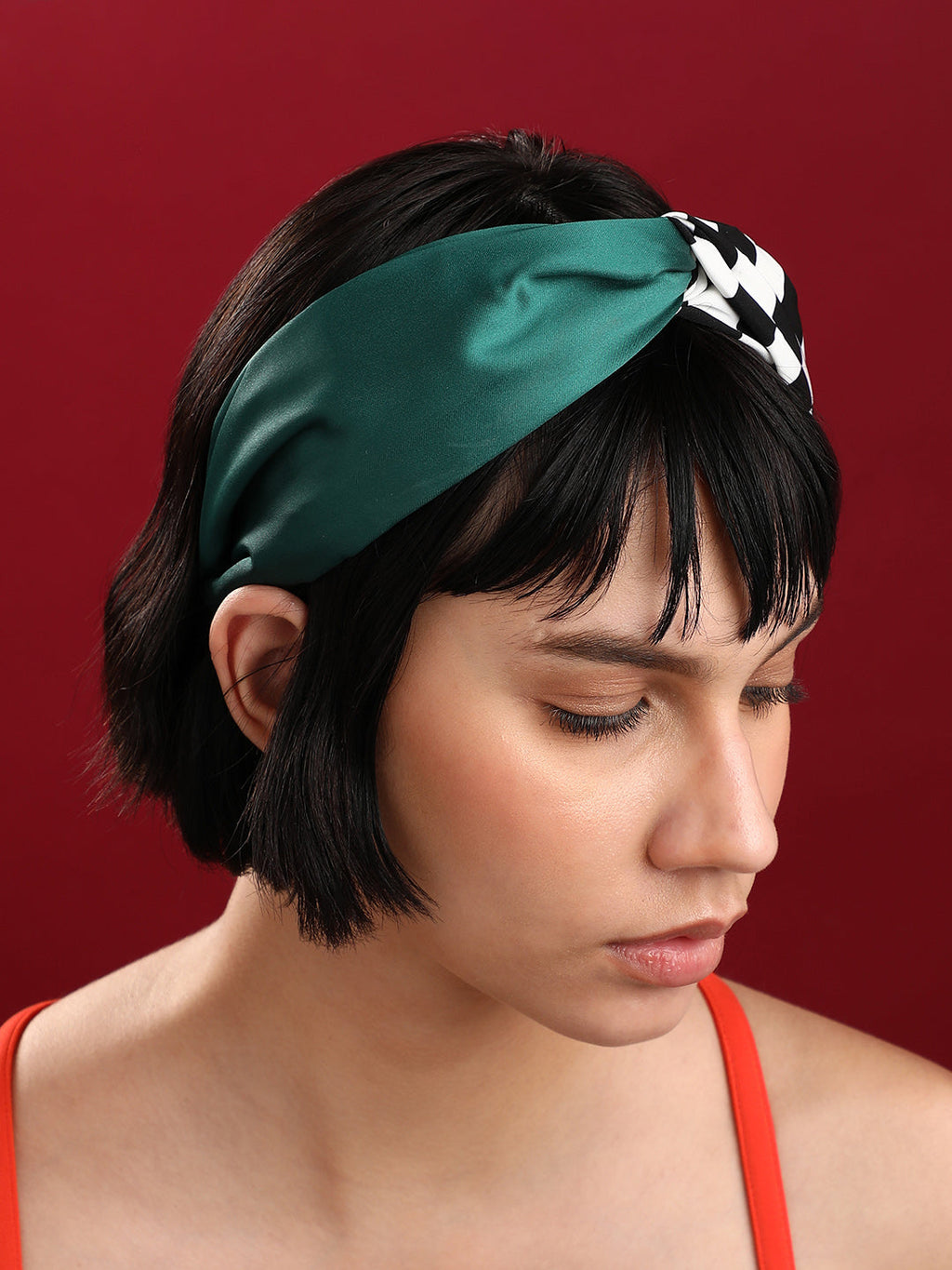 Haute Sauce Fashionably Fabric: Adorning Your Tresses With A Hairband