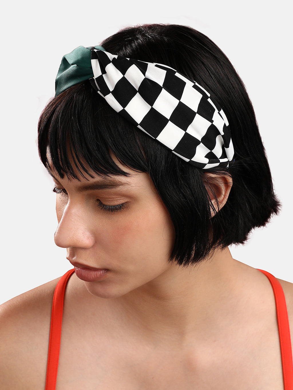 Haute Sauce Fashionably Fabric: Adorning Your Tresses With A Hairband