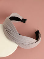 Haute Sauce Versatile Vibe: The Fashion-Forward Fabric Hairband