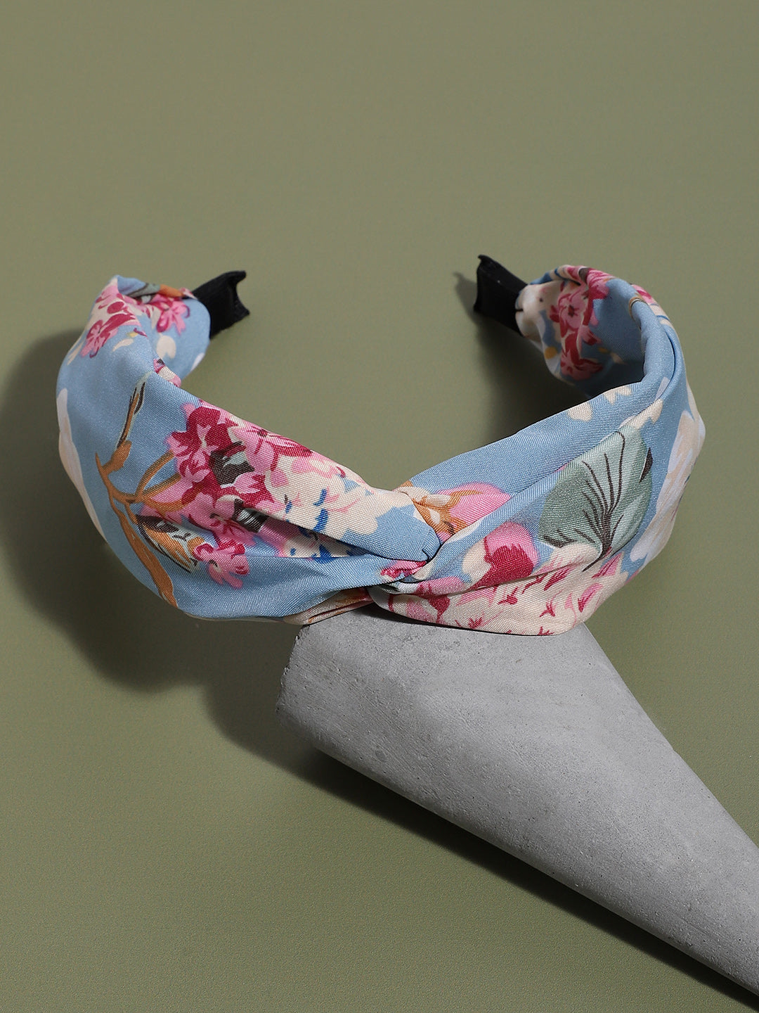 Haute Sauce The Knot Factor: Rocking The Fabric Hairband Look