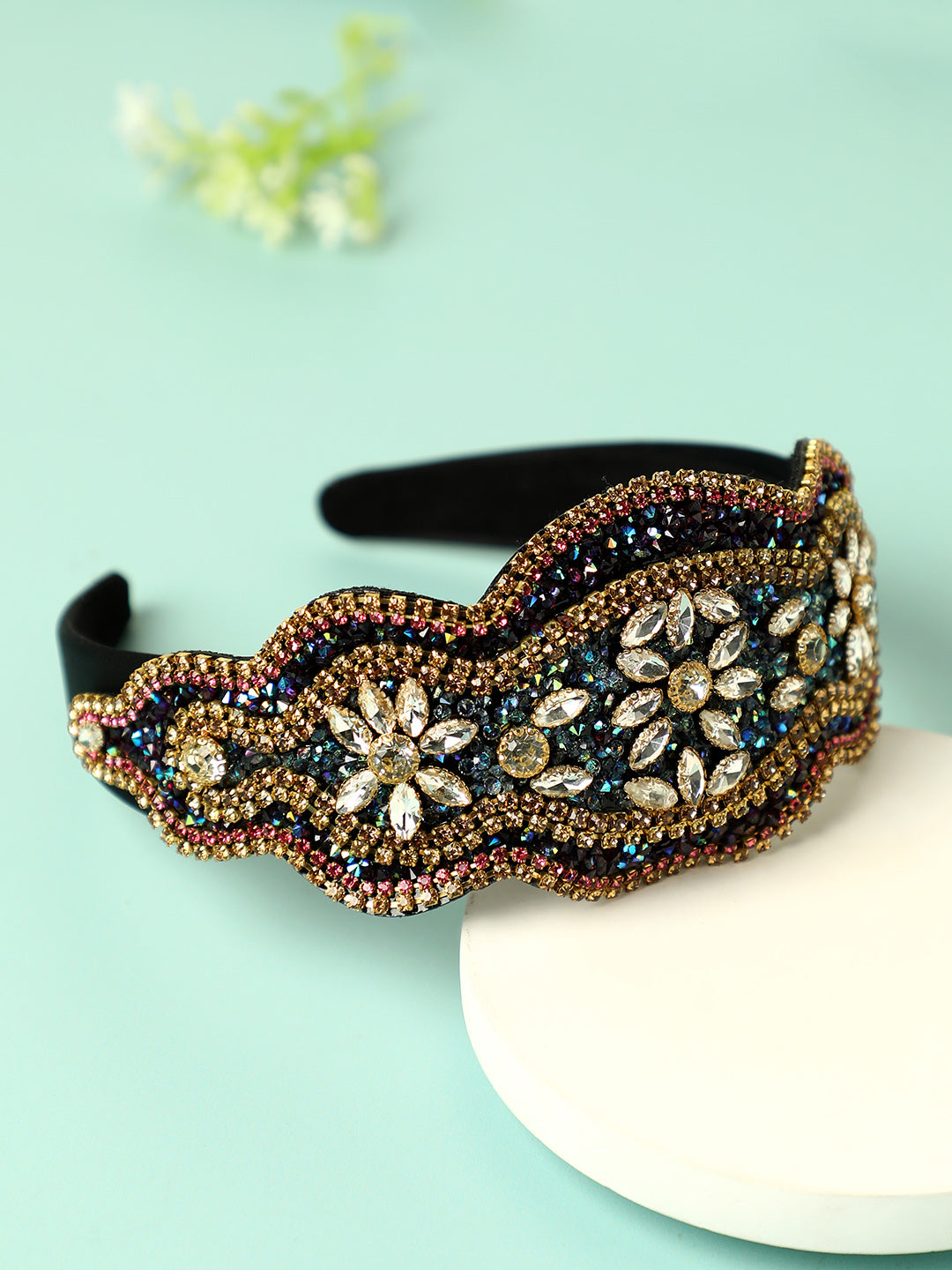 Haute Sauce Royal Aura: The Enchanting Embellished Hairband