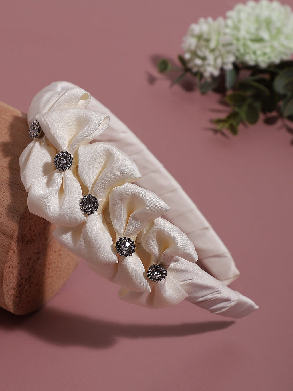 Haute Sauce Bedazzled Elegance: Enhancing Hair With An Embellished Hairband