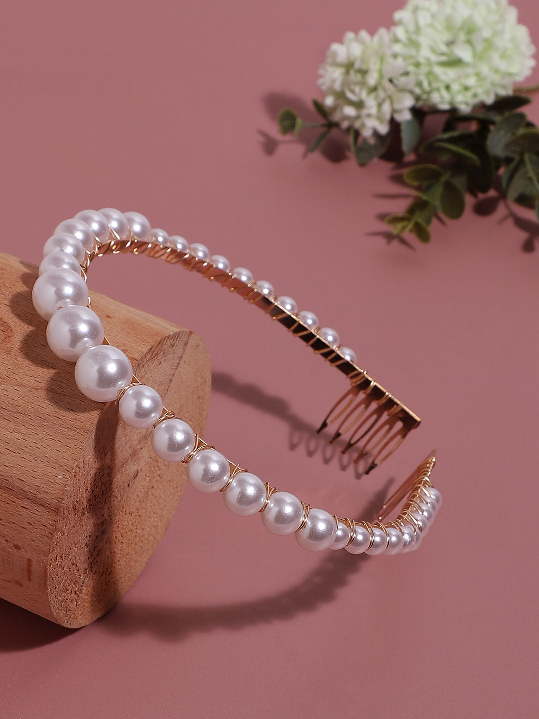 Haute Sauce Glimmering Finale: The Showstopping Embellished Hairband