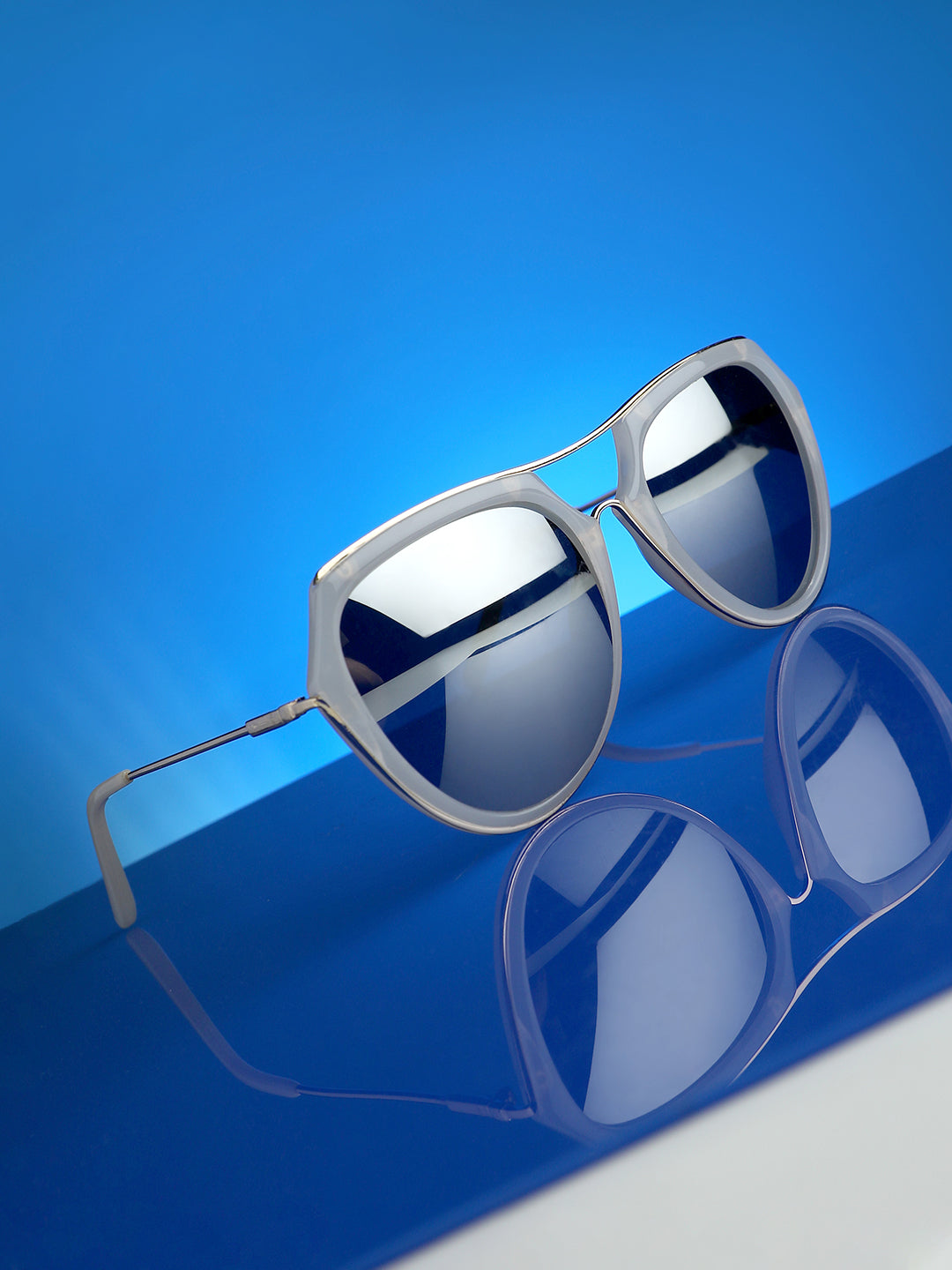 Haute Sauce Metallic Aviator Sunglasses - White