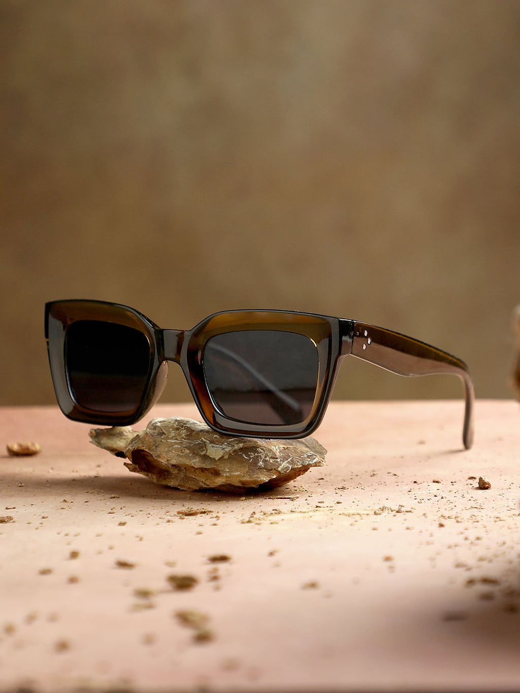 Haute Sauce Full Rim Wayfarer Sunglasses - Brown
