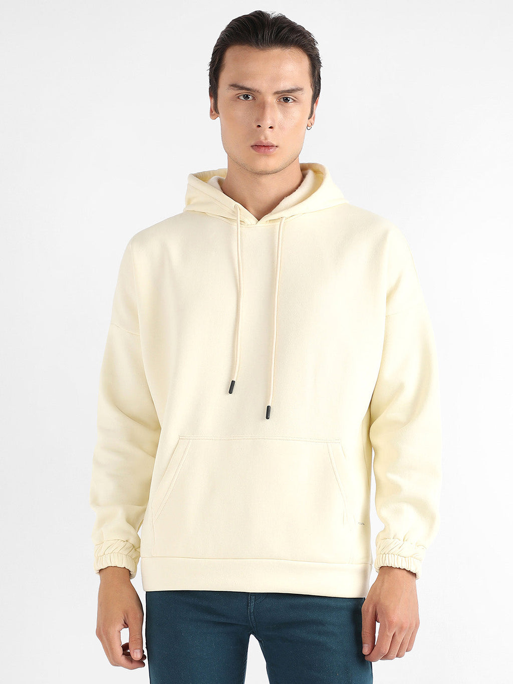 Campus Sutra Oversized Pullover Sweatshirt With Kangaroo Pocket