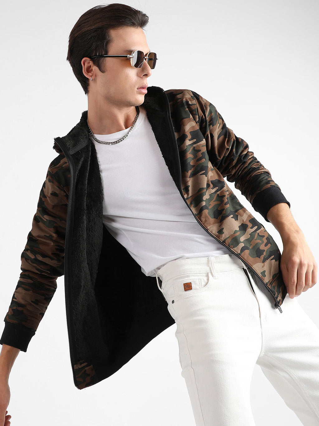 Campus Sutra Camouflage Hoodie With Insert Pocket