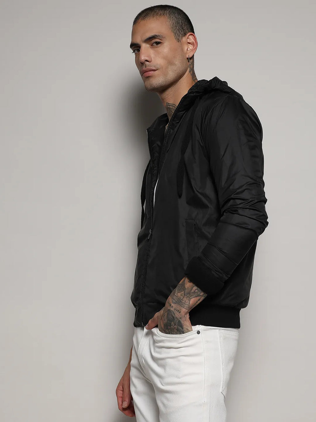 Campus Sutra Zip-Front Jacket With Ribbed Hem