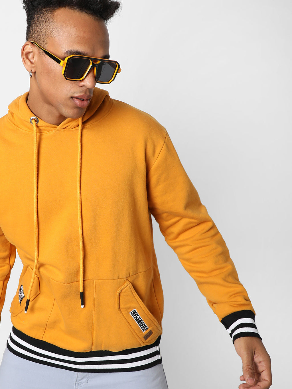 Campus Sutra Cotton Mustard Yellow Full Sleeve Sweatshirt With Hoodie Regular Relaxed Fit