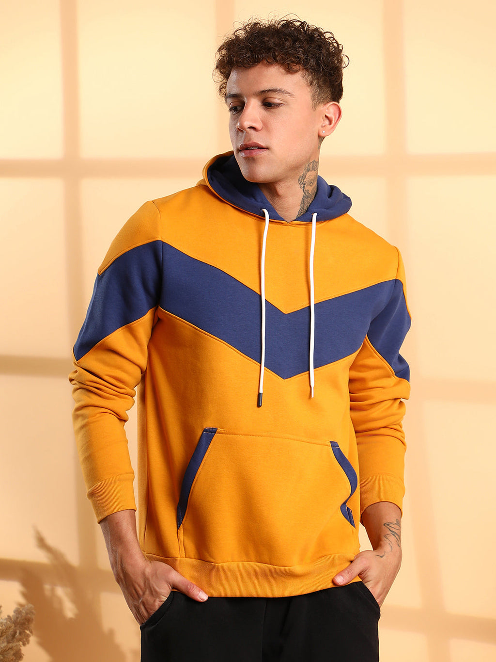 Campus Sutra Men's Contrast Panel Hoodie With Ribbed Hem