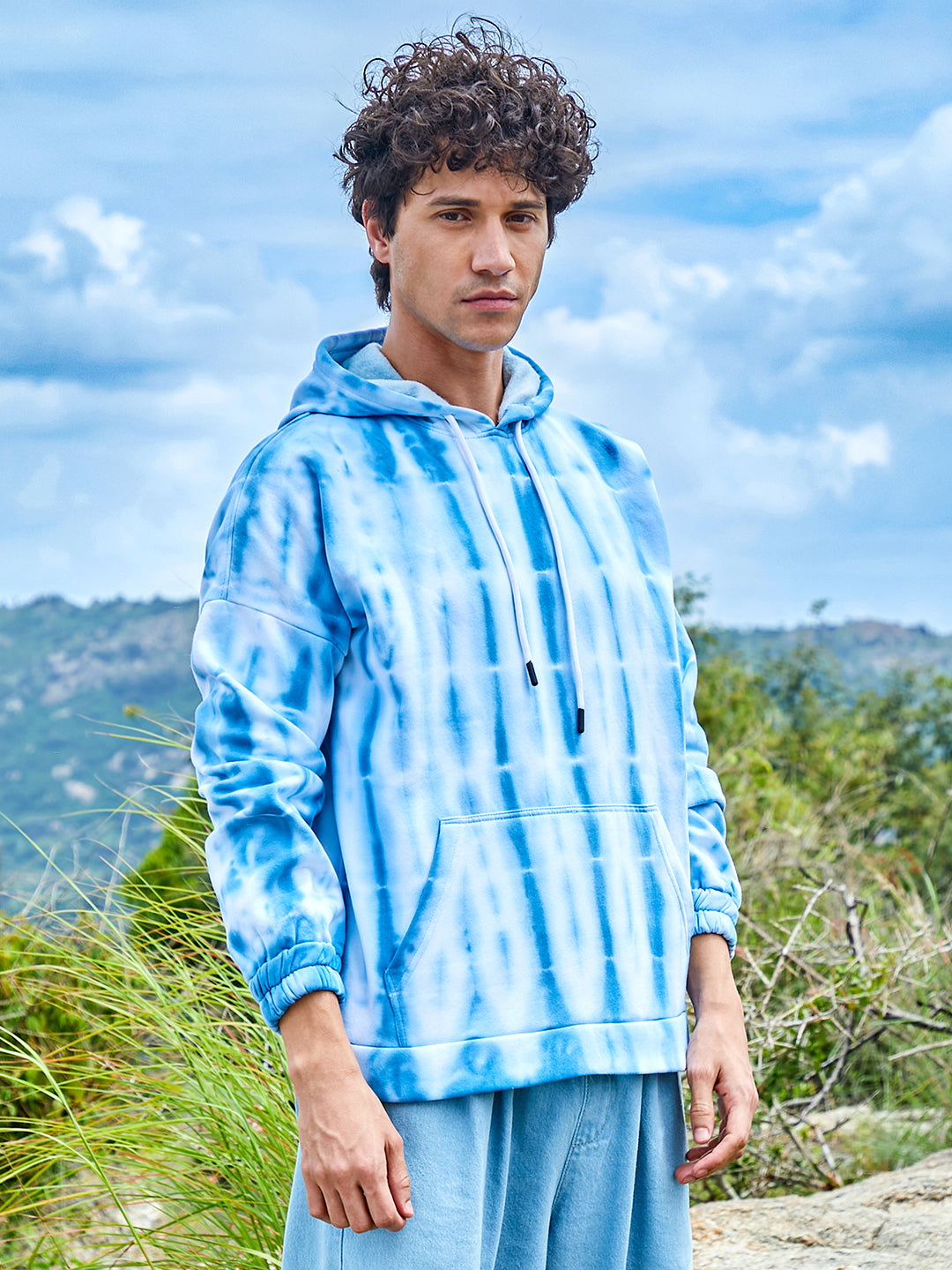 Campus Sutra Tie Dye Oversized Hoodie With Kangaroo Pocket