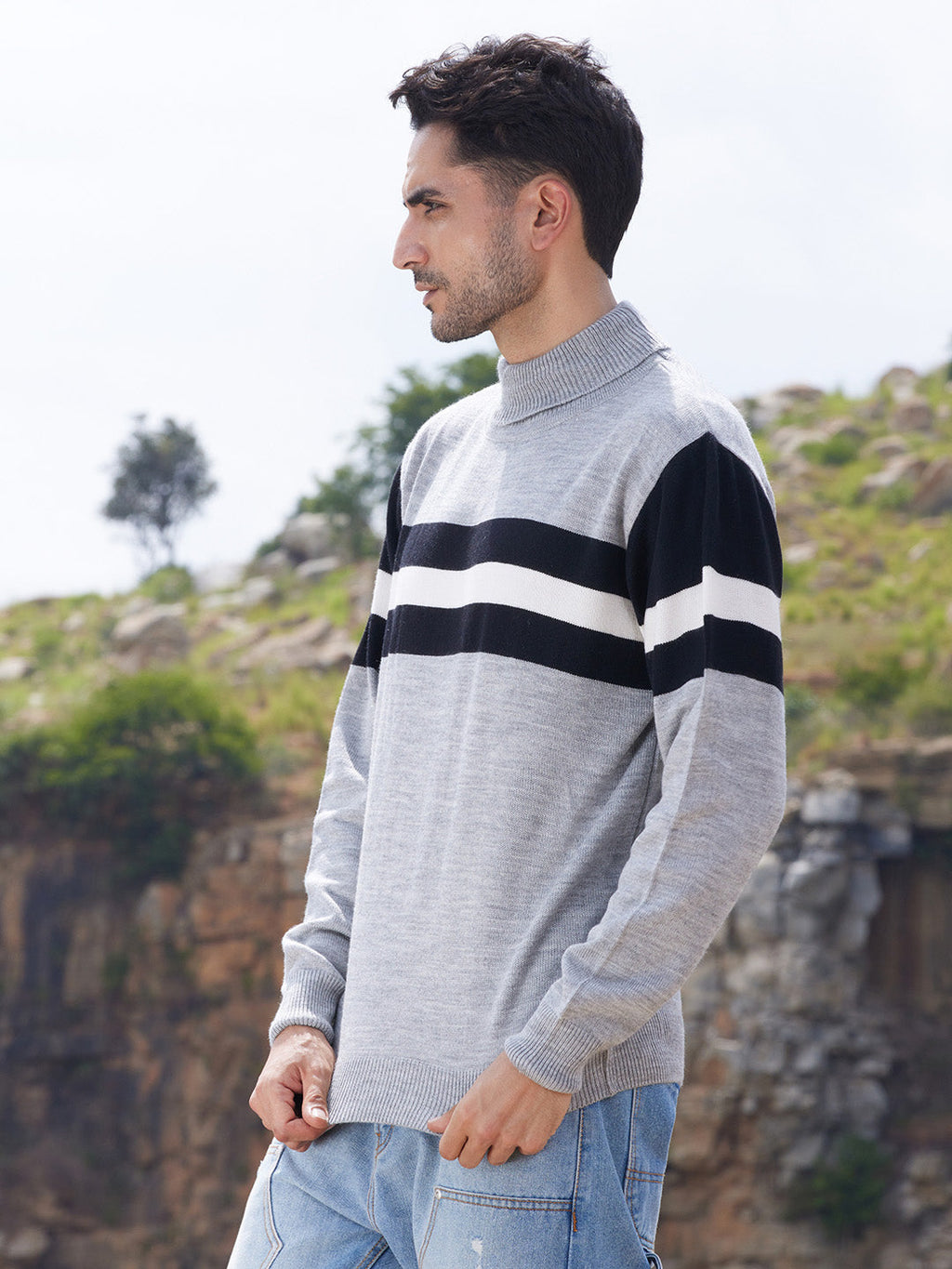 Campus Sutra Men's Relaxed Horizontal Striped Pullover Sweater